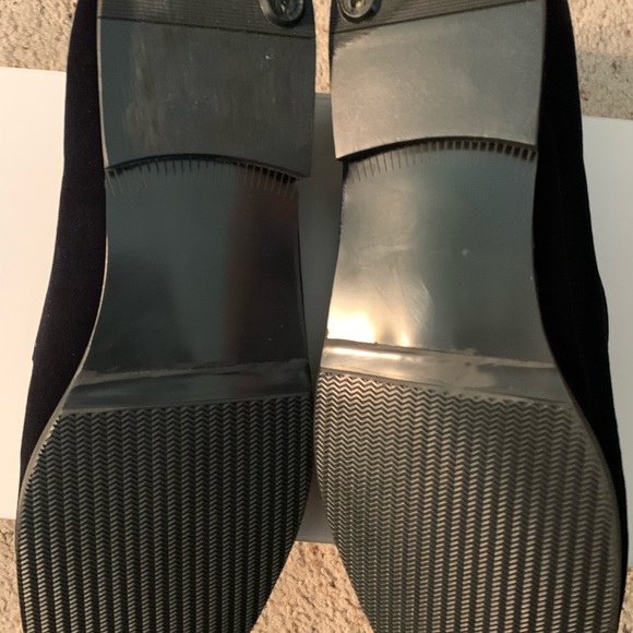 Shoes - Picture 4 of 5